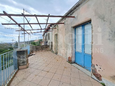 Foto Casa indipendente in Piedimonte, Mascali Nunziata di 60 m² in vendita