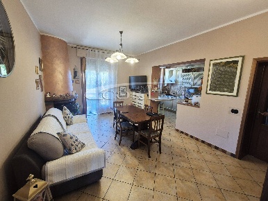 Foto Appartamento in Via Carlo Porta, Città di Castello di 120 m²