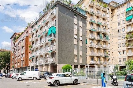 Foto Appartamento in via Wildt  5, Milano Casoretto di 69 m² con 3 locali