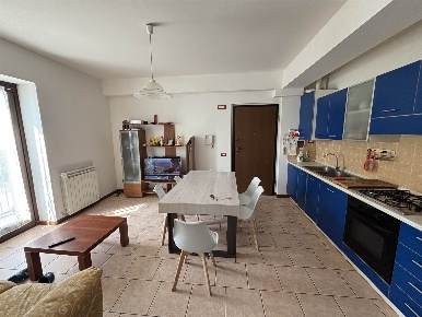 Foto Appartamento a Serrapetrona di 65 m² con 3 locali in vendita
