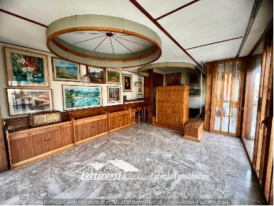 Foto Appartamento in Via Guerrazzi, Pistoia Pistoia Ovest di 210 m²