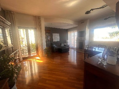 Foto Appartamento a Ancona Adriatico di 161 m² con 5 locali in vendita
