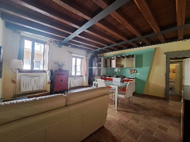 Foto Appartamento in Via Aurelio Saffi, Viterbo di 52 m² con 3 locali