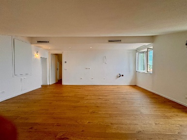 Foto Mansarde a Ventimiglia Centro Storico di 77 m² con 2 locali in vendita