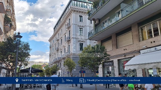 Foto Ufficio in Via Giacinto Vicinanza 42, Salerno Centro di 90 m²
