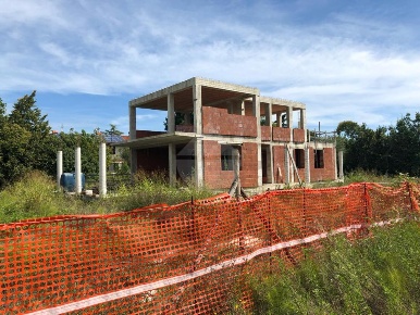 Foto Villa unifamiliare in Via Siena, Camaiore di 310 m² con 8 locali