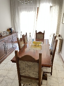 Foto Appartamento in Viale XX Settembre 260A, Carrara Avenza di 120 m²