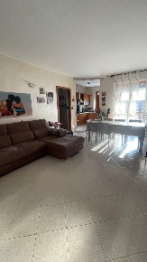 Foto Appartamento in Via Niccolò Paganini 35, Venaria Reale di 85 m²