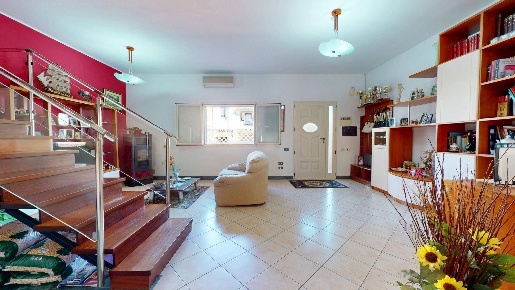 Foto Villa unifamiliare in Via dei Garofani, Selargius di 200 m² in vendita