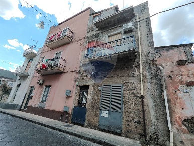 Foto Casa indipendente in Via Guglielmo Marconi, Misterbianco Centro