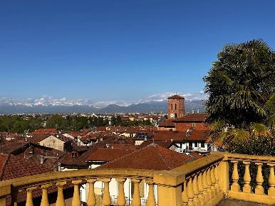 Foto Villa singola in via Moncanino, San Mauro Torinese Centro di 300 m²