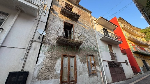 Foto Case semi ndipendenti a Quadrelle di 95 m² con 3 locali in vendita