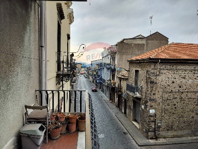 Foto Appartamento in VIA REGINA MARGHERITA, Randazzo Centro di 111 m²