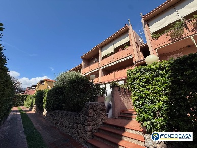 Foto Appartamento in Viale Enrico Toti, Loano Centro di 60 m² con 3 locali