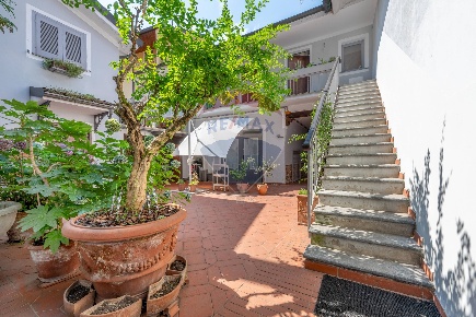 Foto Appartamento in via madonna, Paderno Dugnano Centro di 74 m²