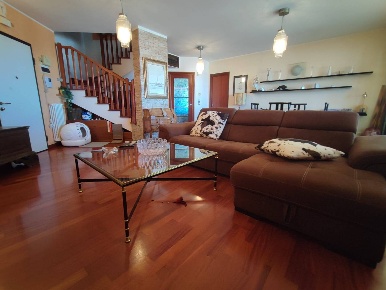 Foto Appartamento in VIA VERROTTI, Montesilvano Santa Filomena di 235 m²