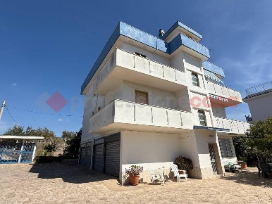 Foto Appartamento in Via LUOGOVIVO 1736, Leporano Leporano Marina di 60 m²