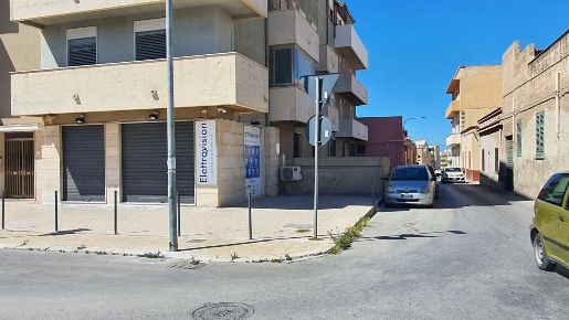 Foto Magazzino in Via Degli Atleti 61, Marsala Centro Urbano di 173 m²