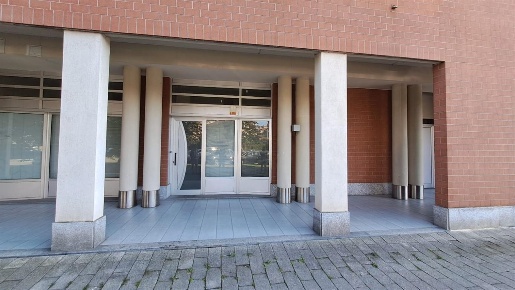 Foto Negozio in via Val della Torre, Torino Lucento di 150 m² con 3 locali