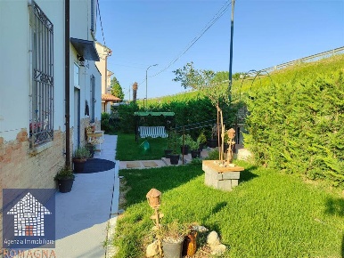 Foto Casa indipendente a Ravenna di 200 m² con 6 locali in vendita
