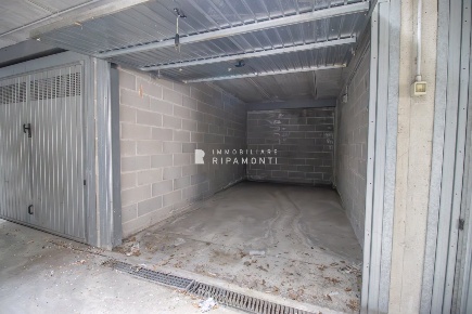 Foto Box in Via Risorgimento, Lecco Caleotto di 15 m² in affitto