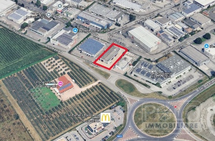 Foto Capannone industriale in VIA CADUTI SUL LAVORO, Bussolengo di 3002 m²