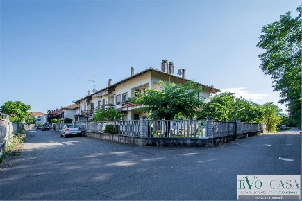 Foto Appartamento in Via Malpaga 19, Castano Primo Centro di 167 m²