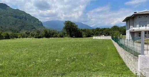 Foto Terreno agricolo in Via Marco Polo, Cogollo del Cengio Centro