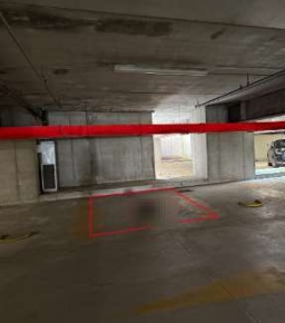 Foto Box in Piazzale Guglielmo Marconi, Vimercate Centro di 13 m²
