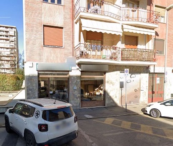 Foto Negozio in Via D. Cimarosa, Collegno Santa Maria di 54 m² con 1 locali