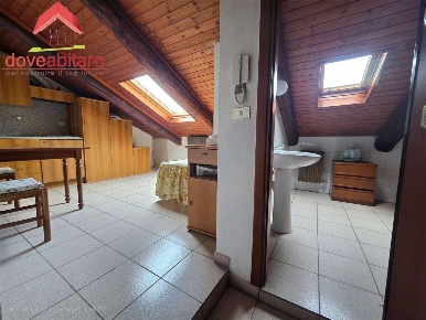 Foto Attico in piazza barbieri 0, Pinerolo Centro di 35 m² con 1 locali