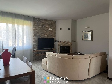 Foto Appartamento in via Monte Nero 6, Galliate di 121 m² con 3 locali