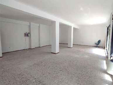 Foto Negozio in Via del Mare, Ladispoli Centro di 90 m² con 2 locali