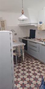 Foto Appartamento a Pisa San Francesco di 90 m² con 5 locali in affitto