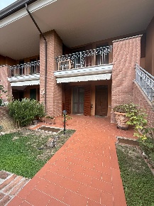 Foto Appartamento a Peccioli Centro di 85 m² con 5 locali in vendita