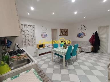 Foto Appartamento a Livorno Cisternone di 92 m² con 3 locali in vendita