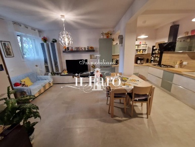 Foto Appartamento a Campi Bisenzio Centro di 75 m² con 3 locali in vendita
