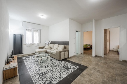 Foto Appartamento a Bagnolo in Piano Centro di 90 m² con 5 locali