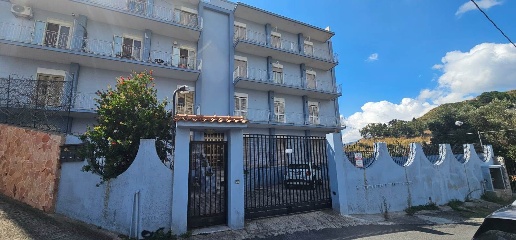 Foto Appartamento a Messina Camaro Inferiore di 138 m² con 5 locali