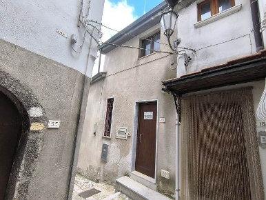 Foto Villa a schiera in via cortina 20, Castelvetere sul Calore di 69 m²