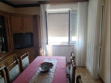 Foto Appartamento a Vallecrosia Centro di 110 m² con 5 locali in vendita
