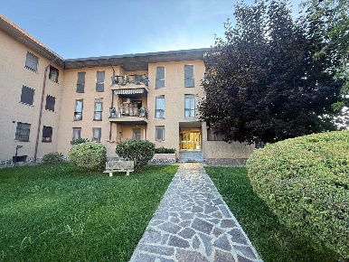 Foto Appartamento in Via Dabusti  76, Casteggio Centro di 100 m² in vendita