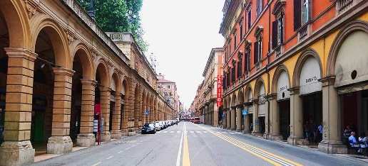 Foto Negozio in Via Del''Indipendenza, Bologna Irnerio di 45 m² in vendita