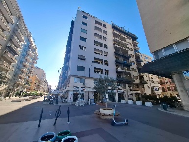 Foto Ufficio in via Gabriele Bonomo 4, Palermo Borgo Vecchio di 140 m²