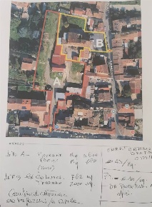 Foto Rustico a Firenze Brozzi di 672 m² con 7 locali in vendita