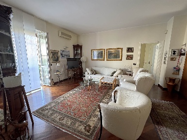 Foto Appartamento in VIA AMPERE  3, Monza San Rocco di 95 m² con 3 locali