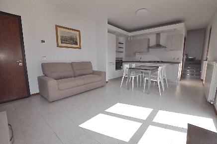 Foto Appartamento in VIA SALVO D'ACQUISTO 10, Villa d'Adda Centro di 88 m²
