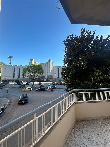 Foto Appartamento in VIA NIZZA  114, Salerno Centro di 110 m² con 3 locali