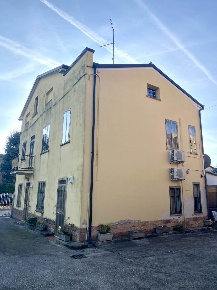 Foto Casa indipendente a Legnago Centro di 430 m² con 7 locali in vendita