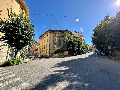 Foto Appartamento in VIA VITTORIO FRANCESCO SERRA, Cosenza Centro di 128 m²